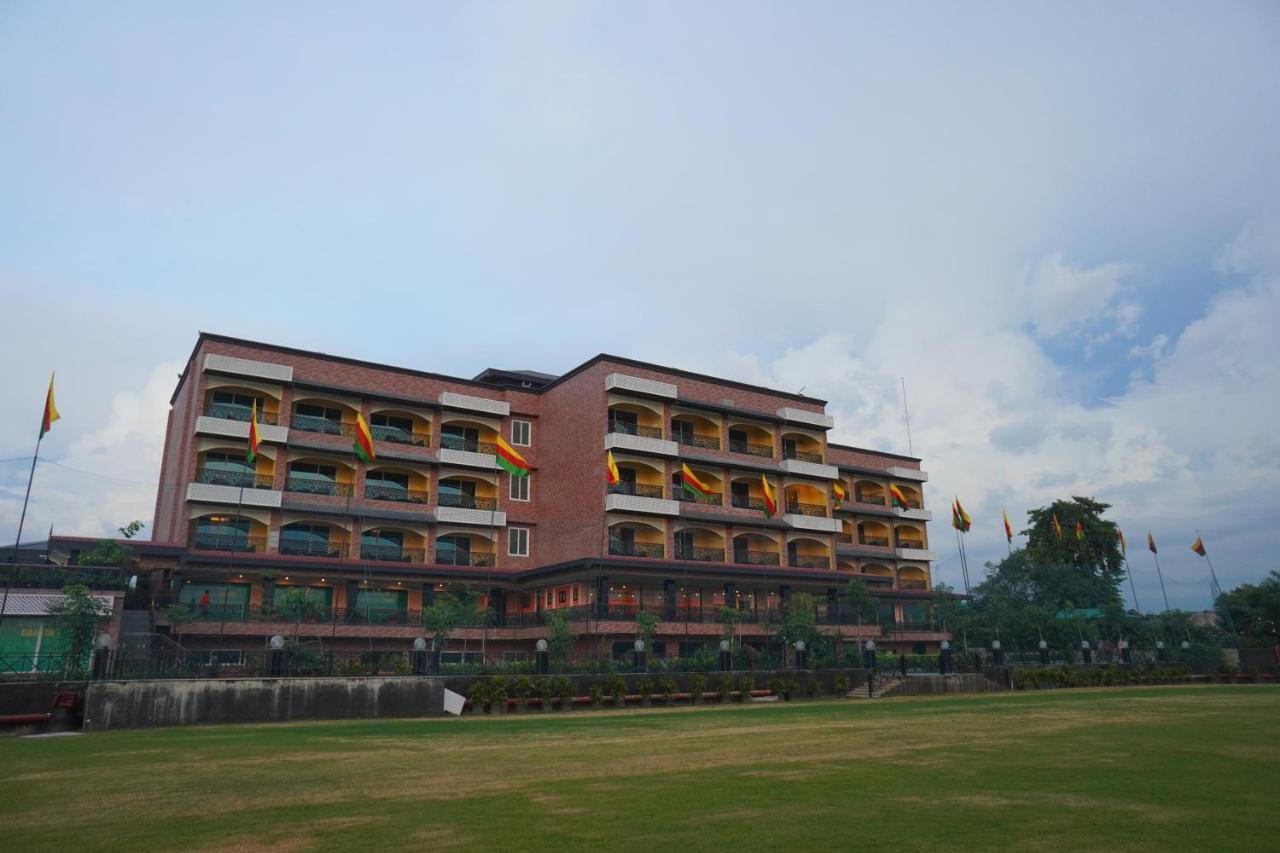 Mayfair Purnea Purnia Luaran gambar